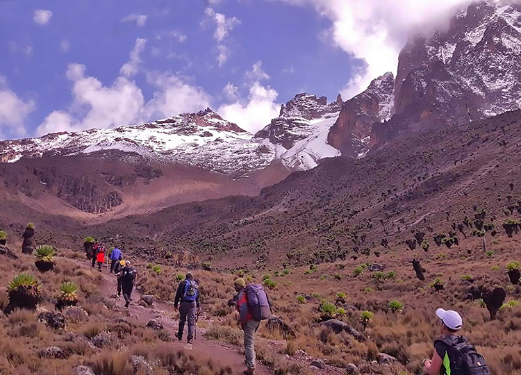 4-days-mount-kenya-climbing-chogoria-sirimon-route-banner 4-days-mount-kenya-climbing-chogoria-sirimon-route