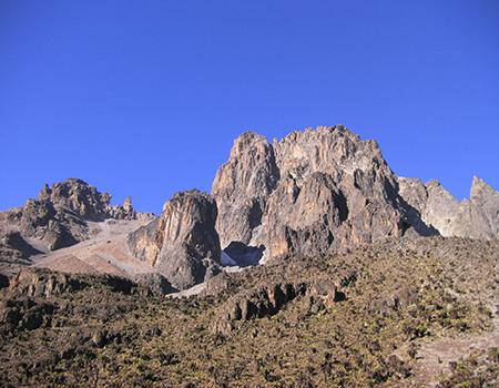 5-days-mount-kenya-climbing-chogoria-route-down-naro-moru
