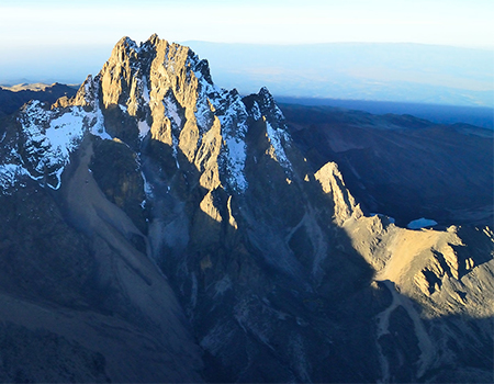 5-days-mount-kenya-climbing-sirimon-chogoria-route